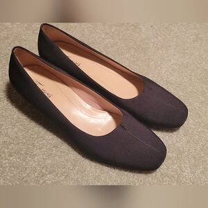 Trotters Women's Black Pumps